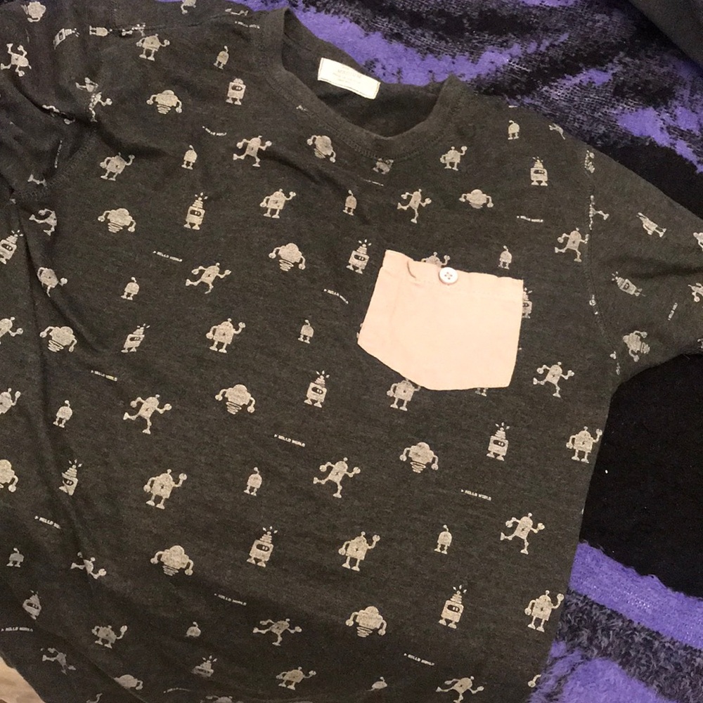 Vintage robot shirt